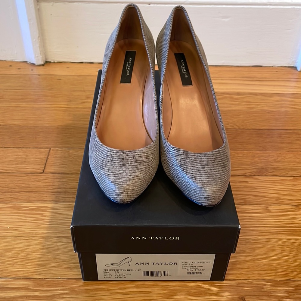 Ann Taylor Perfect Kitten Heels, Forest Moss, 7.5 M
